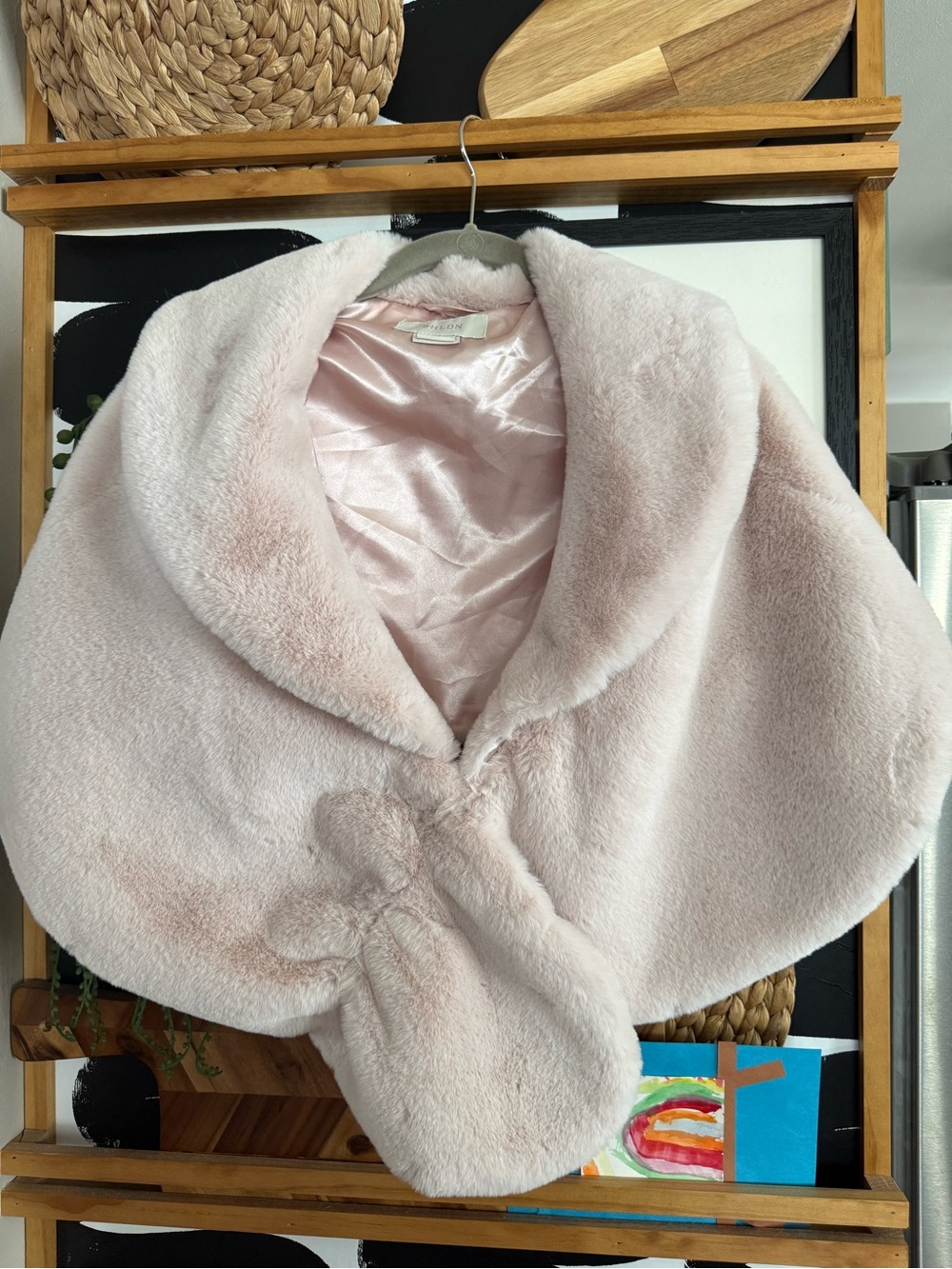 BHLDN Anthropologie Faux Fur Bridal Capelet Stole Blush Pink Size M NWT